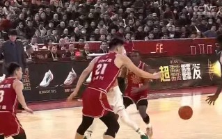 爱体育官网-篮球比赛火爆进行，胜负悬念重重