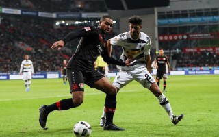 爱体育-勒沃库森防线不稳，被对手频频攻破