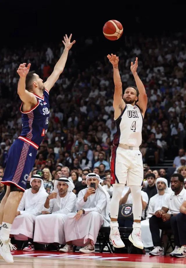 爱体育官网-NBA球员技术秀出神入化，助球队取胜-第2张图片-爱体育官方网站