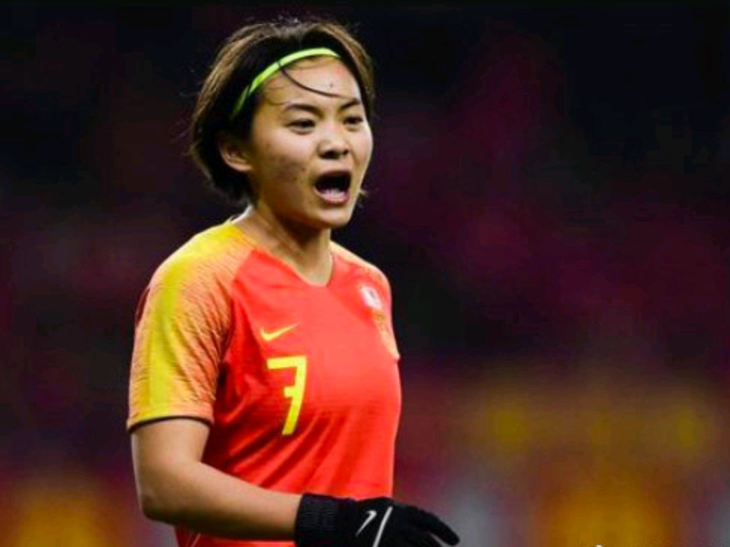 爱体育官方网站-意大利女足教练公开表扬出色表现的球员-第2张图片-爱体育官方网站