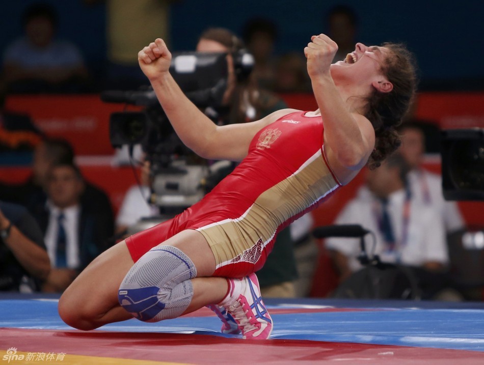 爱体育官方网站-西班牙游泳选手刷新世界纪录，金牌在握！-第2张图片-爱体育官方网站